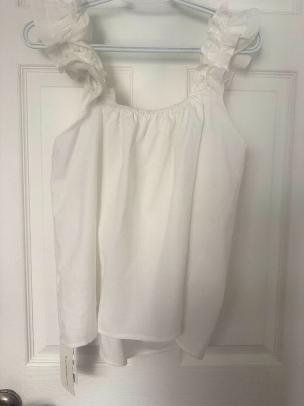 White Ruffle 2-Piece Lounge Set NWT Size Large - Picture 4 of 6